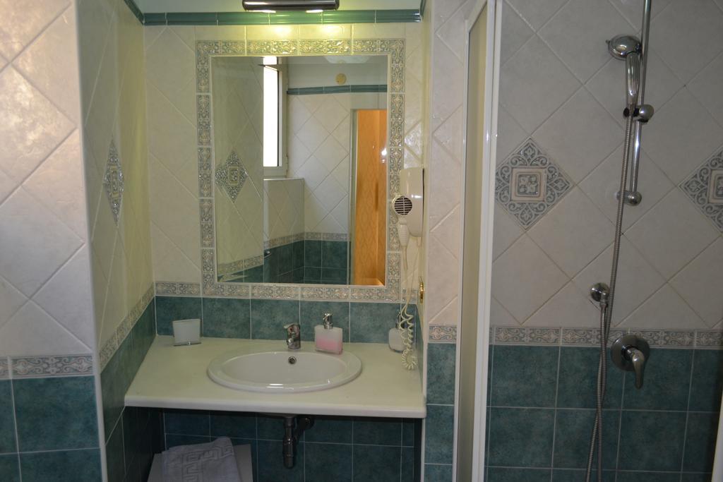 Toledo Bed and Breakfast Νάπολη Εξωτερικό φωτογραφία