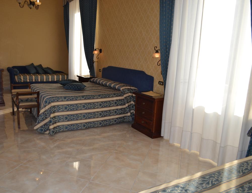 Toledo Bed and Breakfast Νάπολη Εξωτερικό φωτογραφία